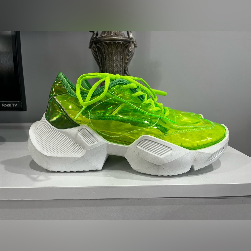 YOKI Neon Green Transparent Sneakers - Picture 2 of 8